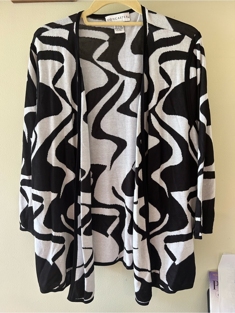 Vintage Doncaster Abstract Swirl Knit Open Cardigan